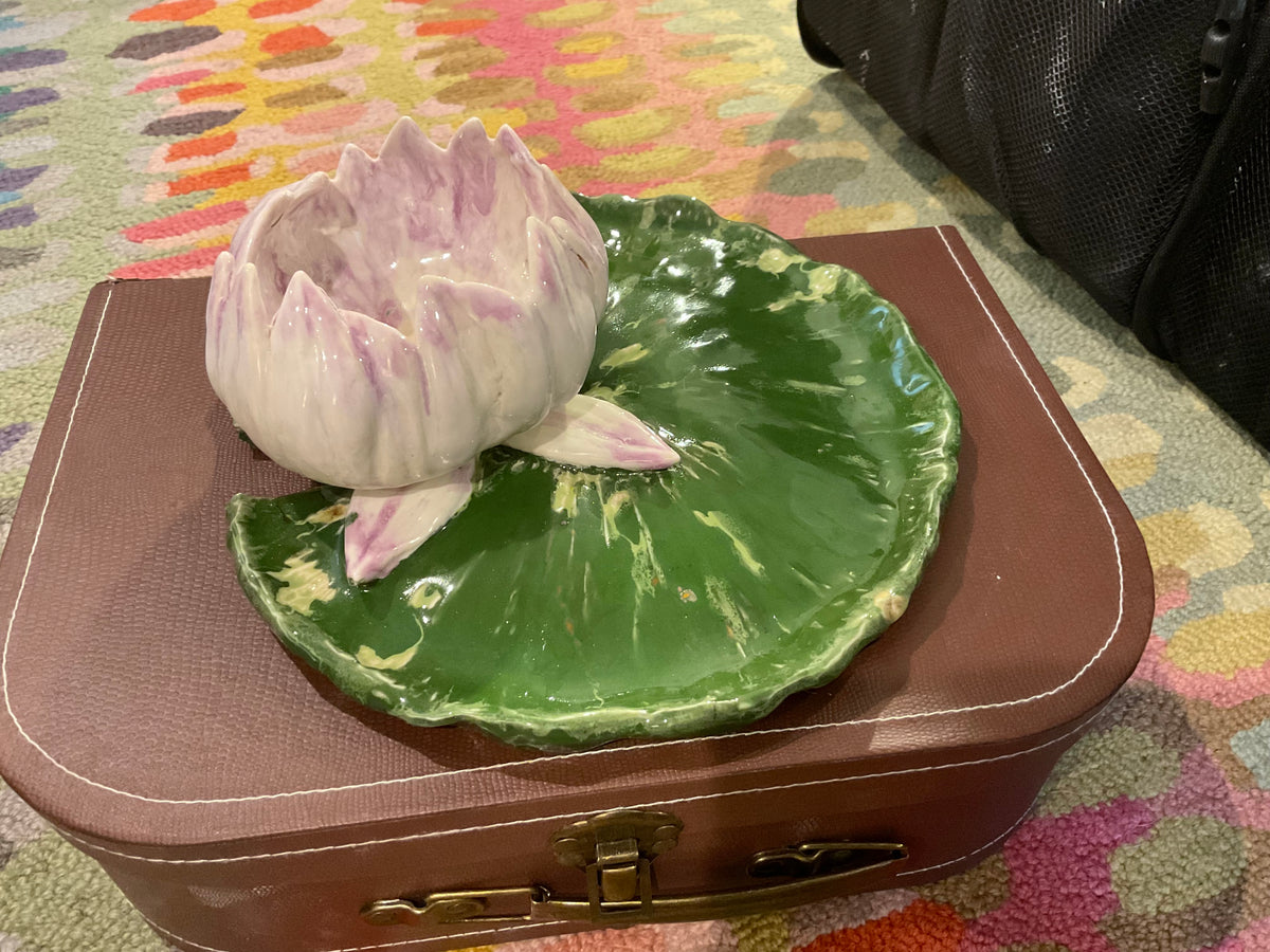 LIly Pad Chip & Dip